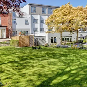 Aparthotel Western Pinewood Manchester Airport-wilmslow